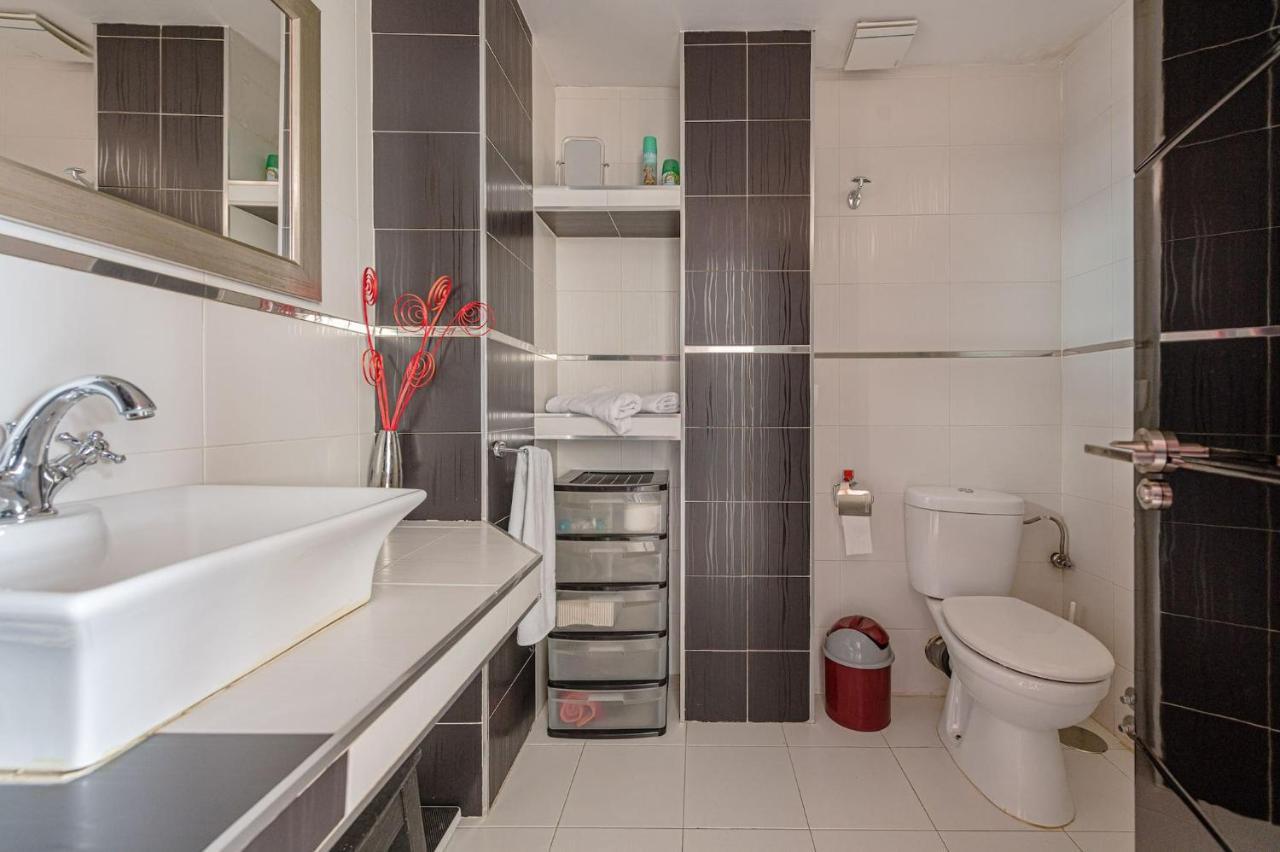 Modern 2-Bedroom Duplex Next To The Retiro By Sharingco. マドリード エクステリア 写真